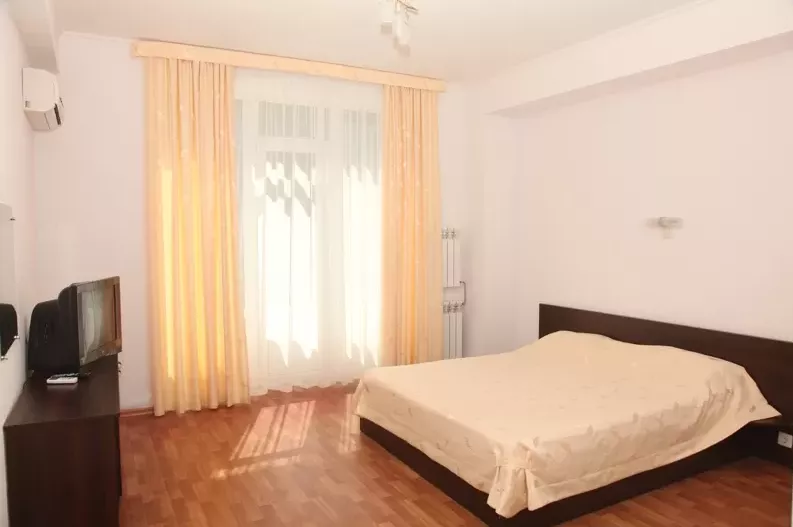 1-комнатный с кухней + балкон. Гостевой дом Эйлат. Партенит