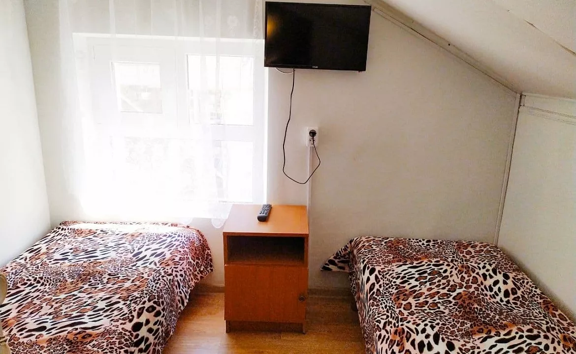 ЭКОНОМ 2-3-МЕСТНЫЙ С ТВ И КОНДИЦИОНЕРОМ. Частный сектор "На Михайловский  8". Архипо-Осиповка