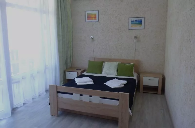 Корпус В 2,3,4-х местные. Отель ОАЗИС. Пляхо