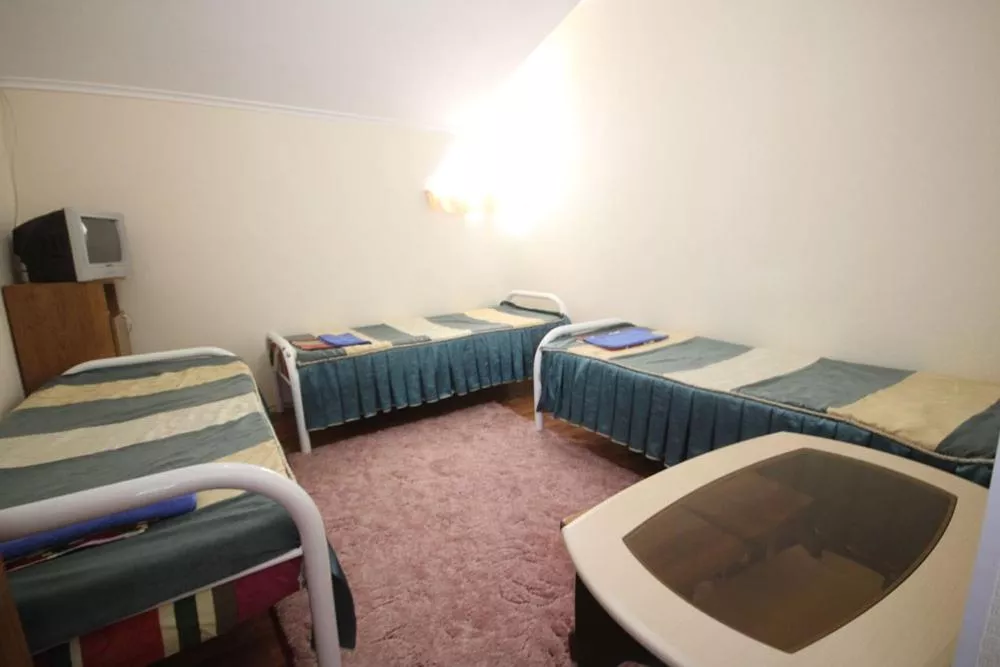 3-х местный СТАНДАРТ. Гостевой дом КАРАВЕЛЛА. Лазаревское