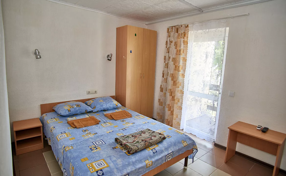 СТАНДАРТ 2-Х КОМНАТНЫЙ 4-Х МЕСТНЫЙ (2Х+2Х) НОМЕР С БАЛКОНОМ КОРПУС №8, 1 И 2 ЭТАЖ, КОРПУС А 2 ЭТАЖ С БАЛКОНОМ, КОРПУС №7 2 ЭТАЖ С БАЛКОНОМ. База отдыха "Ока". Благовещенская СТАНДАРТ 2-Х КОМНАТНЫЙ 4-Х МЕСТНЫЙ (2Х+2Х) НОМЕР С БАЛКОНОМ КОРПУС №8, 1 И 2 ЭТАЖ, КОРПУС А 2 ЭТАЖ С БАЛКОНОМ, КОРПУС №7 2 ЭТАЖ С БАЛКОНОМ. База отдыха "Ока". Благовещенская