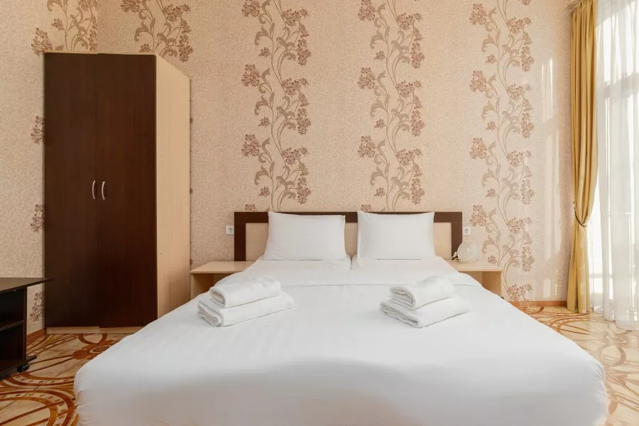 Номер комфорт с двухспальной кроватью , балконом для 4 гостей. Гостевой дом Ева. Адлер