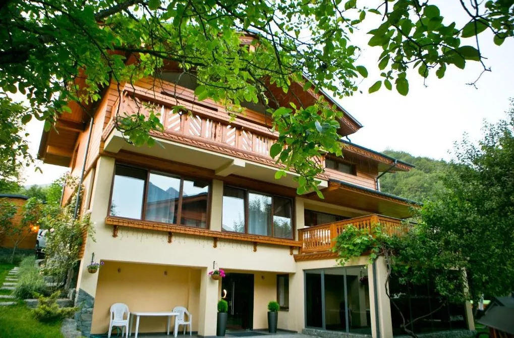 . Гостевой дом Гостевой дом Парк Шале. Красная Поляна