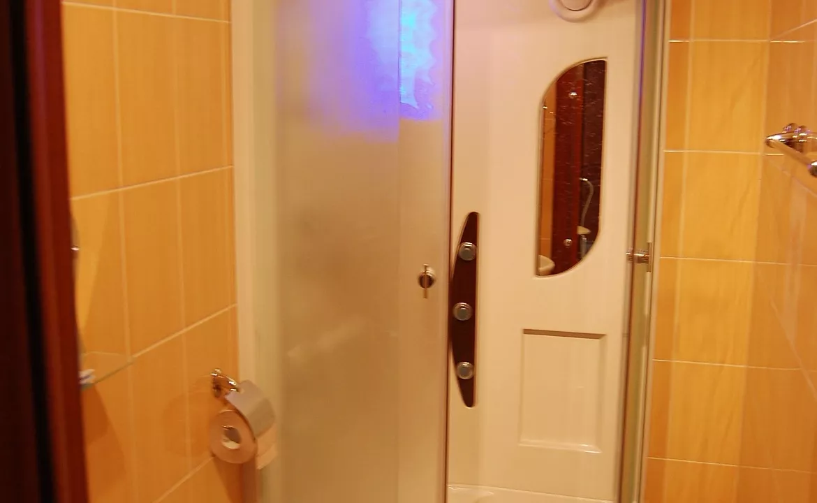 Двухкомнатный. Частный гостевой дом АльтАлушта. Алушта Двухкомнатный. Частный гостевой дом АльтАлушта. Алушта