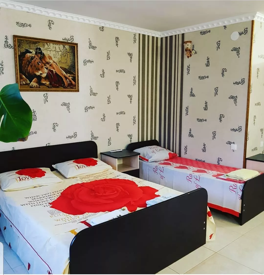 . Гостевой дом "Флора". Геленджик . Гостевой дом "Флора". Геленджик