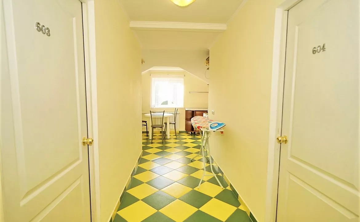 4-х  местный номер люкс с кухней и балконом. Гостевой дом "Лазурит". Лазаревское