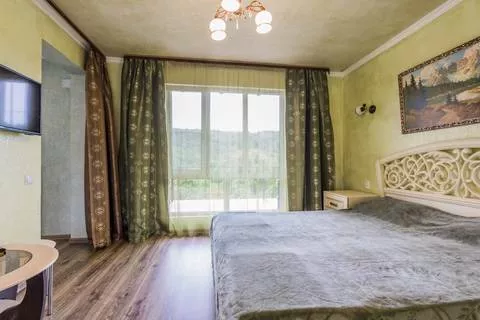 2-х комнатный «Люкс» на двоих с кухней. Гостевой дом «Коралл-Лоо». Лоо