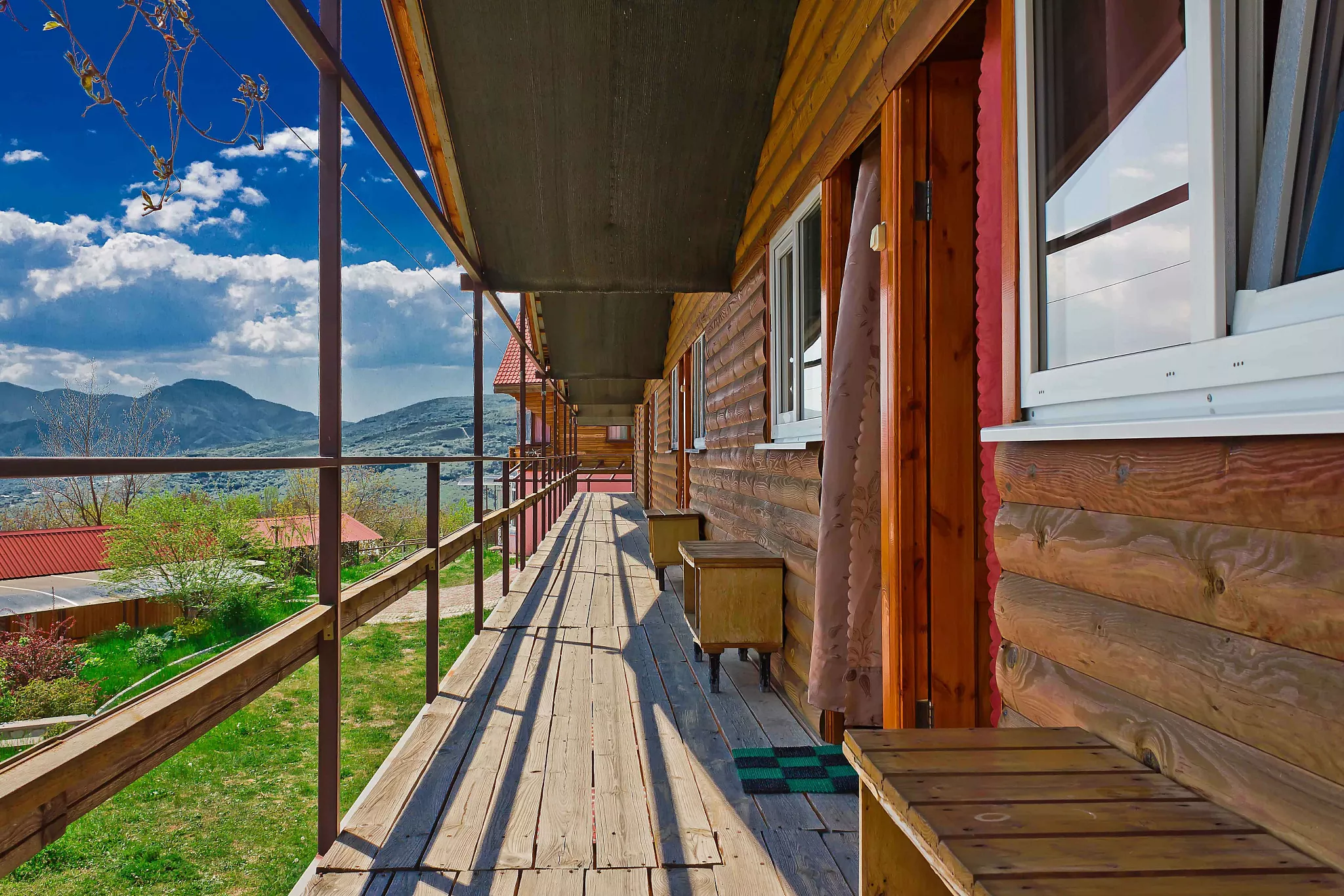 . Гостевой дом "Горная Антавия". Лучистое