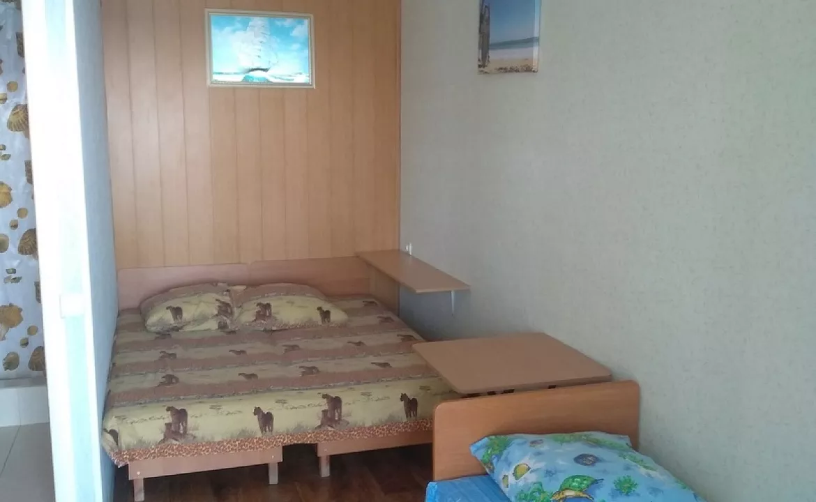 1-й этаж 2-ой номер. Гостевой дом "Орджо и Море". Орджоникидзе