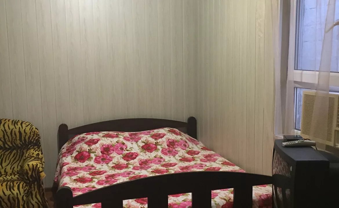  Трехместный со всеми удобствами. Гостевой дом на Комарова 17. Витязево