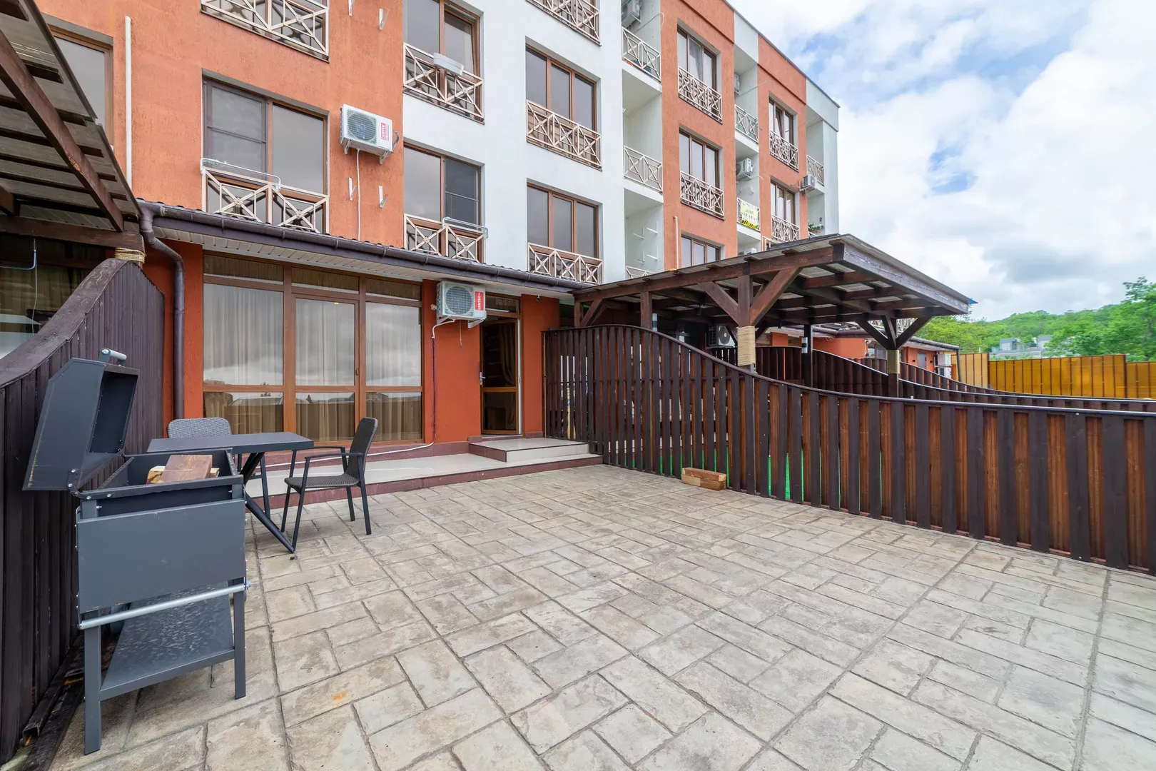 . Апартаменты Deluxe ЖК Санни Хилл. Адлер