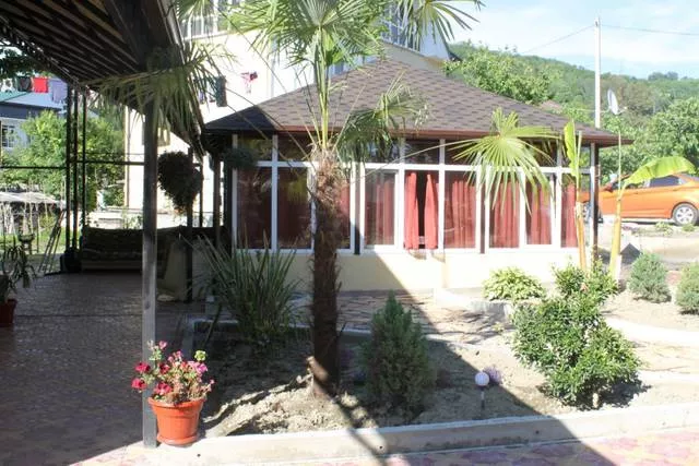 . Гостевой дом "Минерал". Вардане