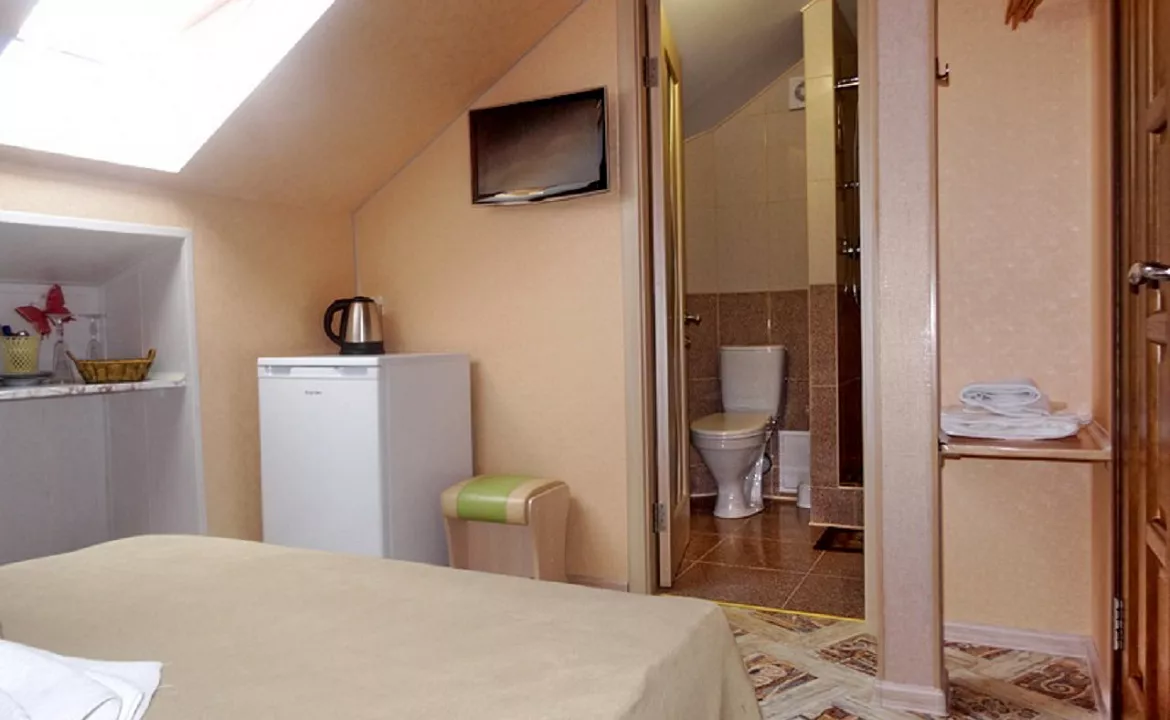 Небольшой одноместный номер. Гостевой дом «Ангара». Алушта