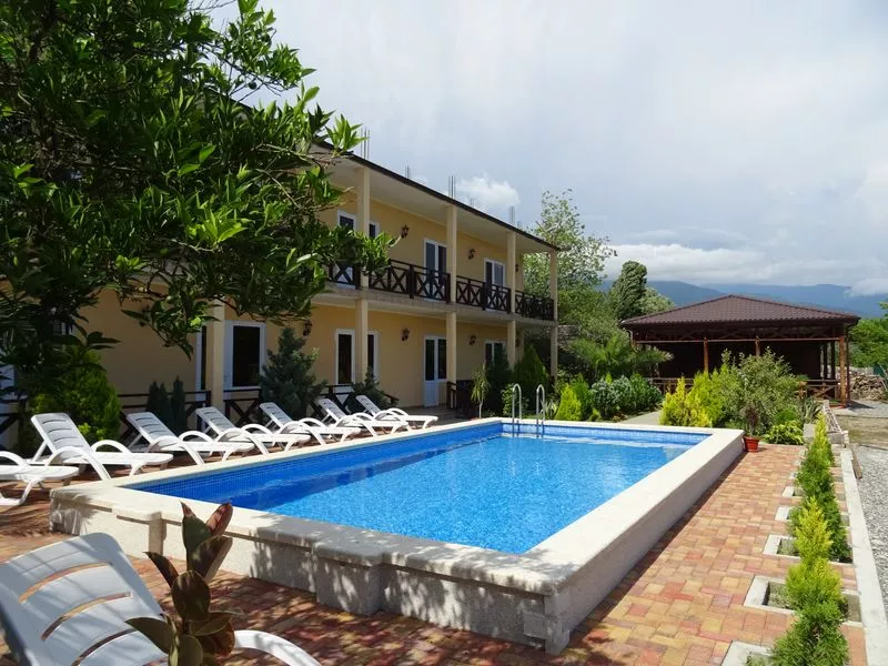 . Гостевой дом "У дед Самвела". Пицунда . Гостевой дом "У дед Самвела". Пицунда