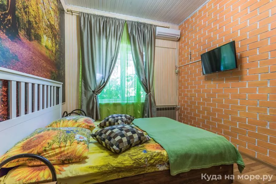 № 12 Классик 2-х местный «Осень». Гостевой дом «Фламинго». Архипо-Осиповка