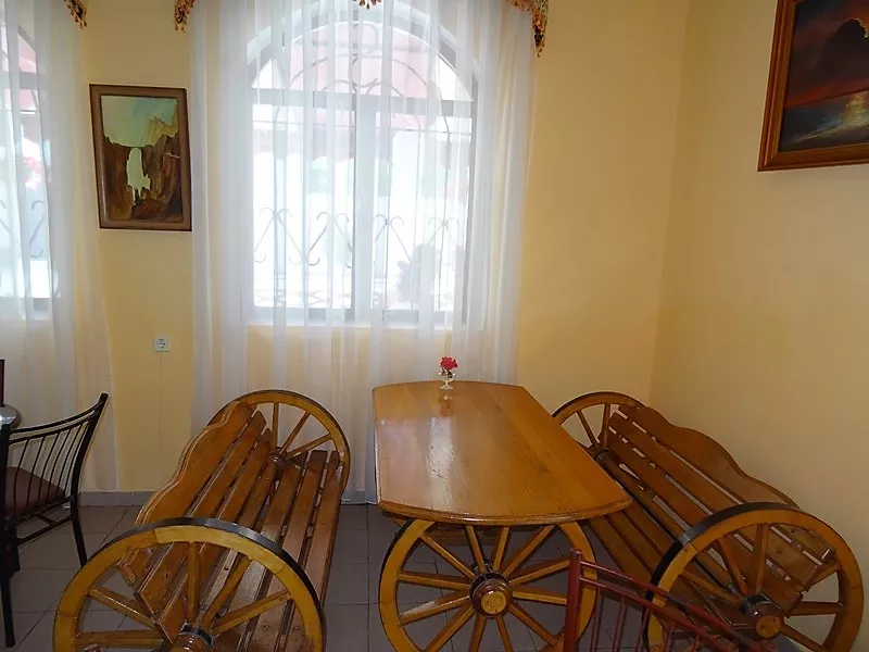 . Гостевой дом Леополис. Курорты Евпатории