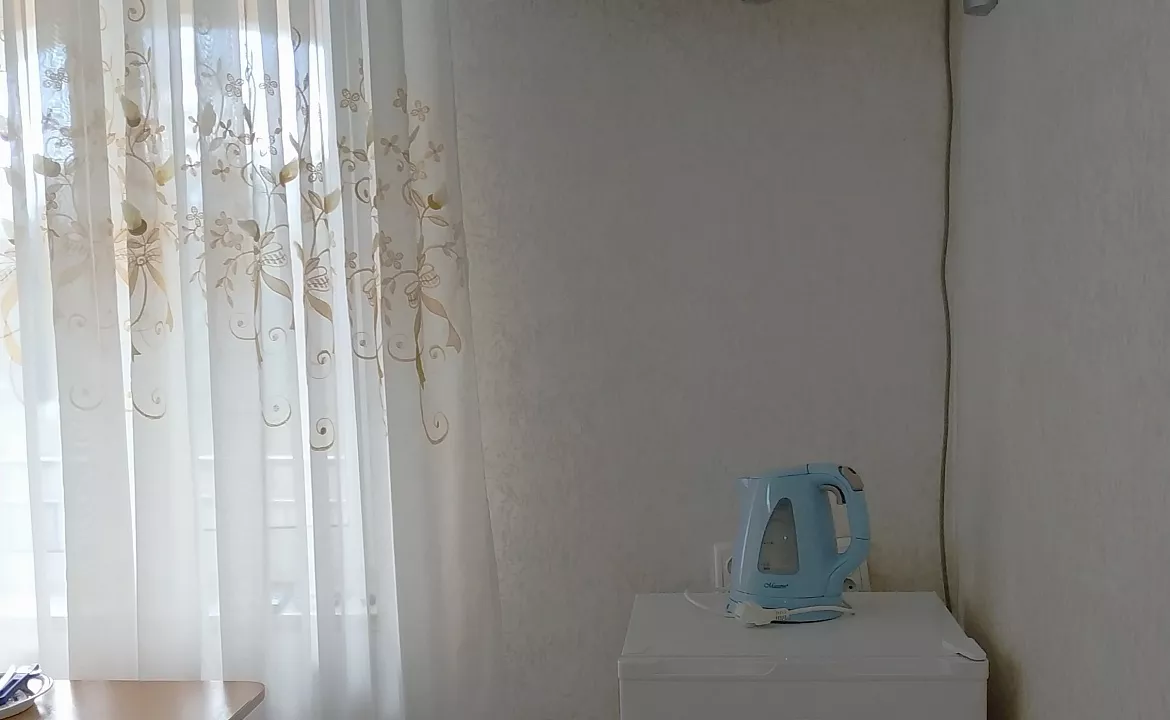 2-местный номер Стандарт с балконом. Гостиница Лагуна. Крым - частный сектор