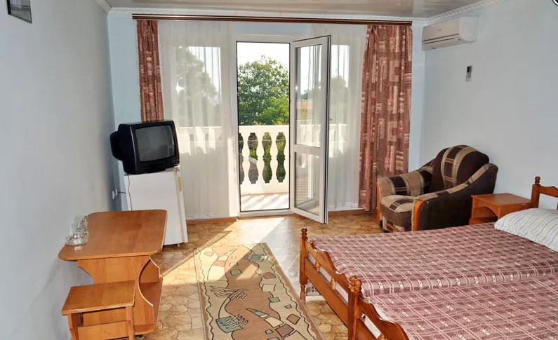 Двухместный номер Полулюкс. Гостевой дом "Аделия". Вардане