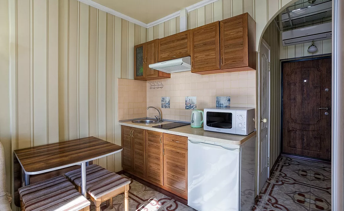 Квартира-студио №8. Квартира в многоквартирном доме Видовые апартаменты в Мисхоре. Кореиз Квартира-студио №8. Квартира в многоквартирном доме Видовые апартаменты в Мисхоре. Кореиз