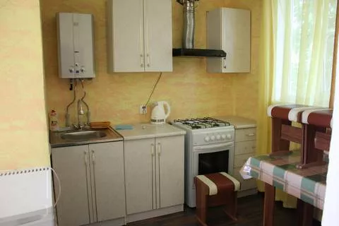 Номер 4-х местный с кухней. Гостевой дом «Лазурит». Головинка Номер 4-х местный с кухней. Гостевой дом «Лазурит». Головинка