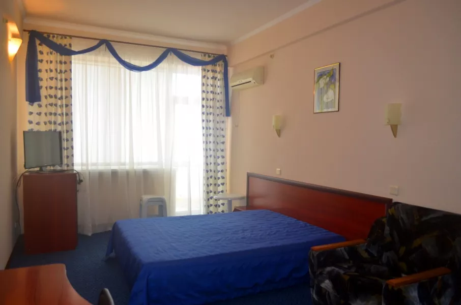 Стандарт Классика с видом на море и кафе. Отель Клуб-отель «Ламбат». Утёс