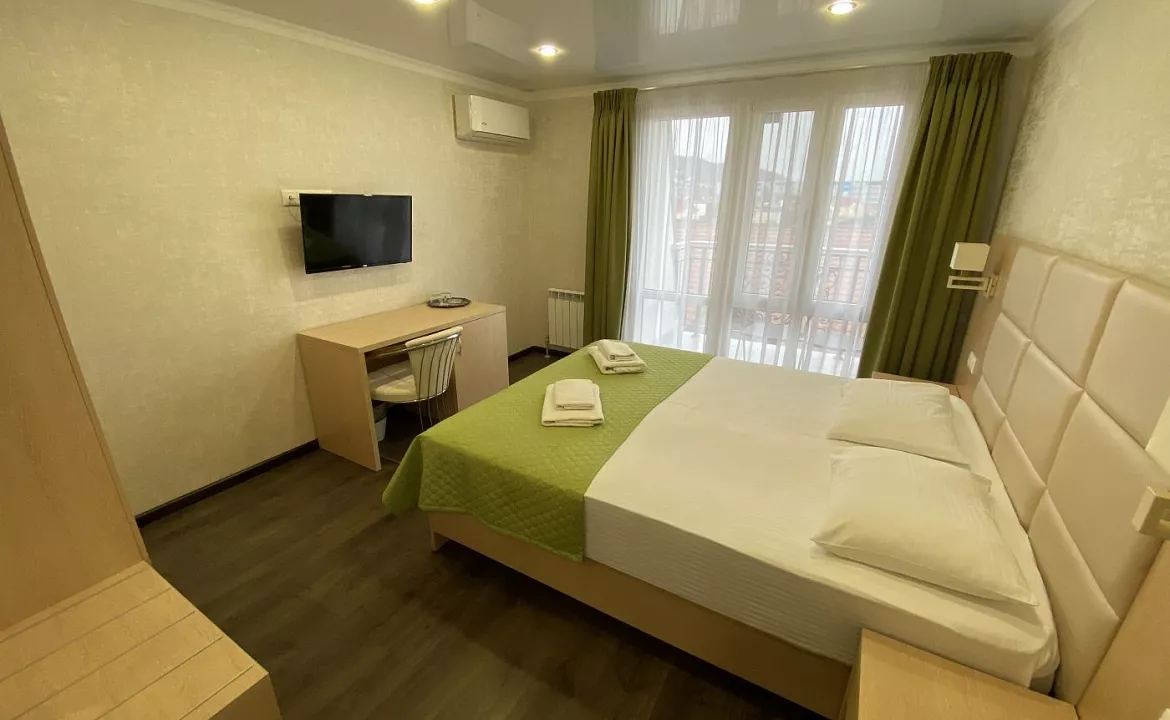 Стандартный двухместный номер. Отель BLUE MARINE HOTEL. Адлер