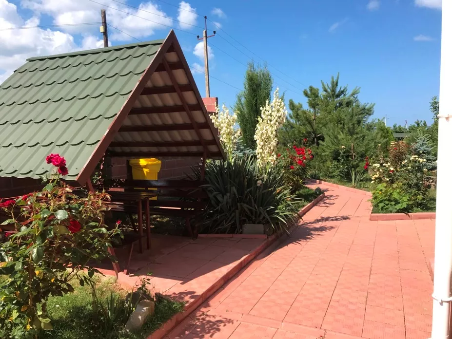 . Отель У Моря с бассейном. Евпатория