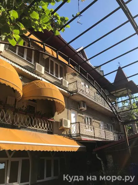 . Гостевой дом Балатон. Лазаревское