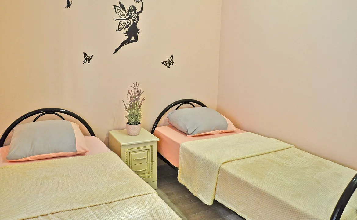 2х комнатный 5-ти местный стандартный номер. Гостевой дом Надежда - Витязево. Витязево