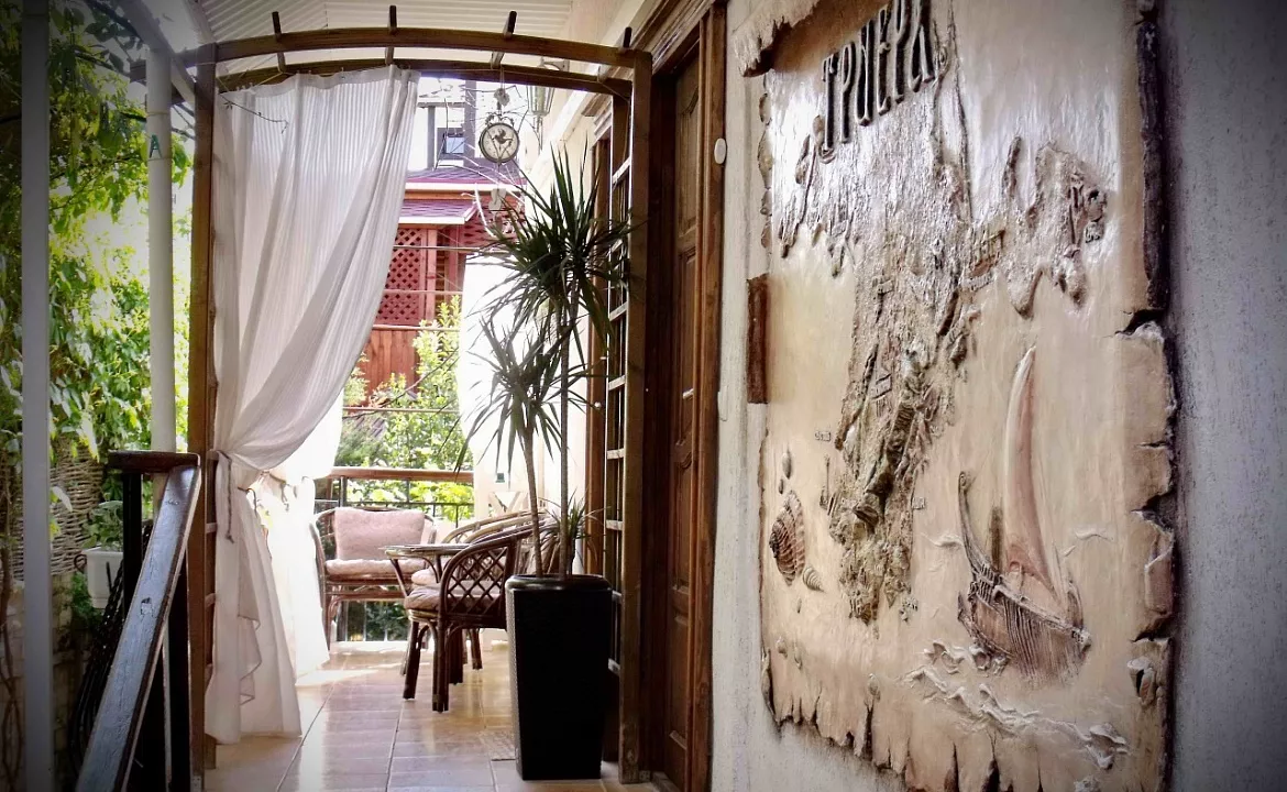 2-х местный номер — «Каминный» в стиле прованс. Гостевой дом "Триера". Судак