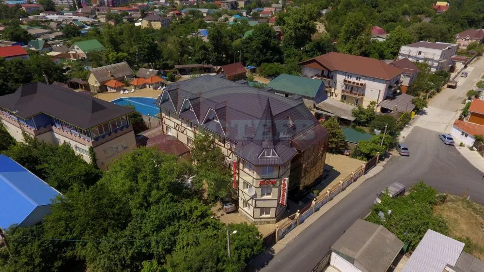 . Отель "Гостеев на Ореховой"       . Джубга