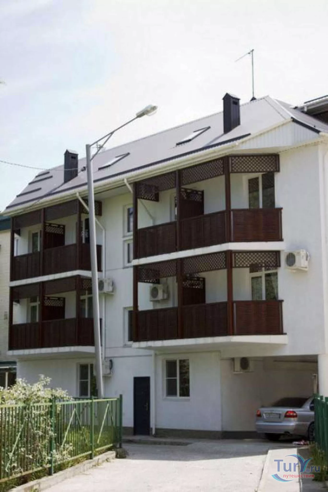 . Гостевой дом "Лиза" . Нижнее Джемете