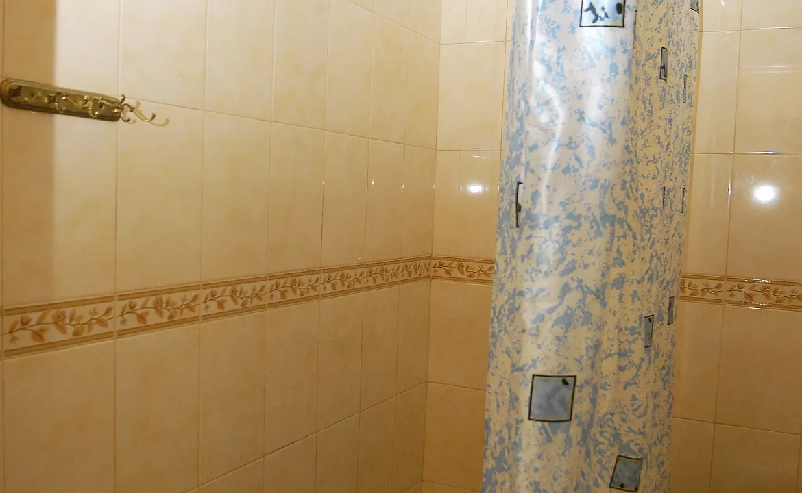 3х местный. Гостиница "Олимп" . Береговое