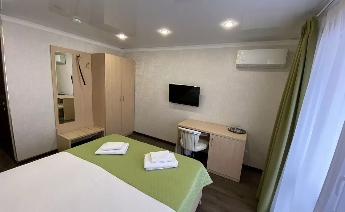 Стандартный двухместный номер. Отель BLUE MARINE HOTEL. Адлер