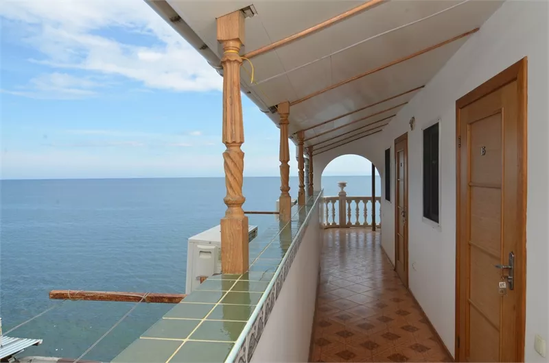 1-комнатный мансардный. Мини-отель "Домик со слоном". Рыбачье 1-комнатный мансардный. Мини-отель "Домик со слоном". Рыбачье