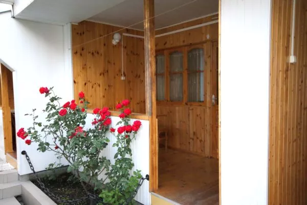 . Гостевой дом "Светлана" - Лоо. Лоо