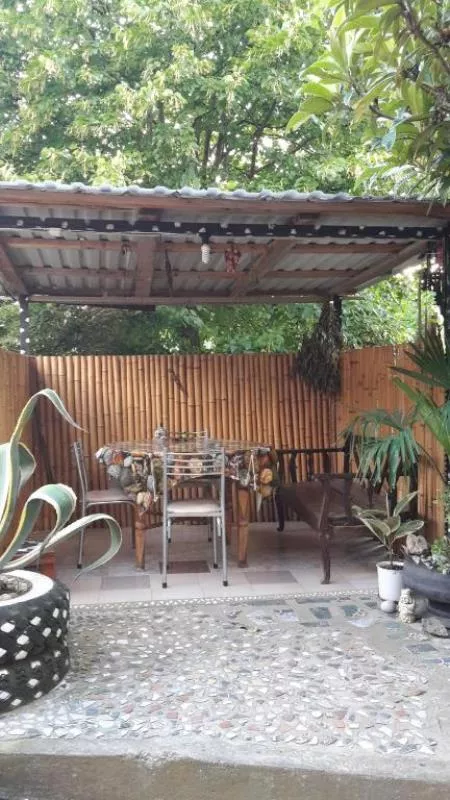 . Гостиница "Багира". Новый Афон