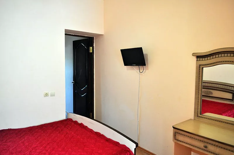 Люкс 2-х комнатный. Гостевой дом Дубовая роща. Лермонтово Люкс 2-х комнатный. Гостевой дом Дубовая роща. Лермонтово