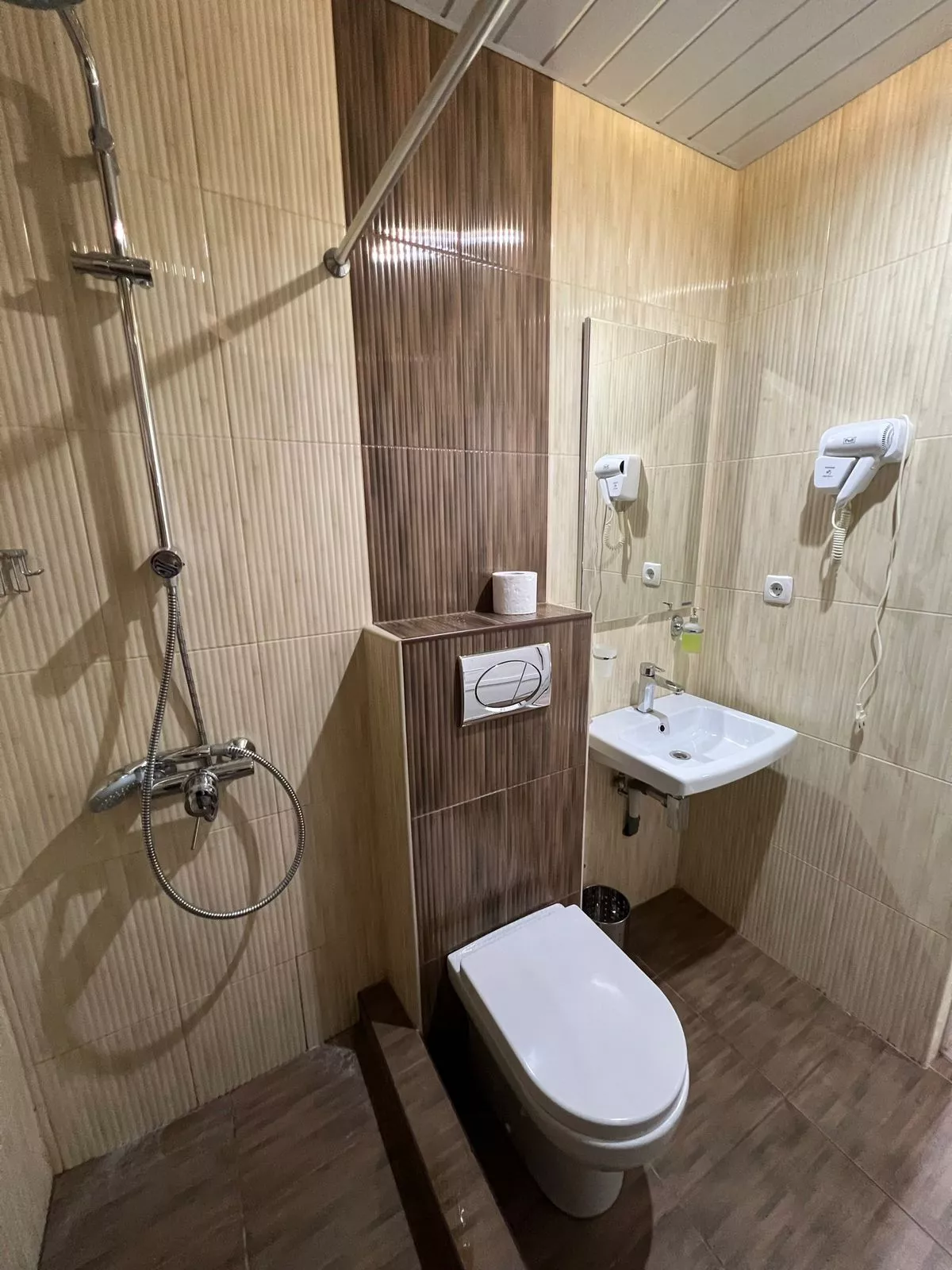 . Частный сектор Калараш 77. Лазаревское . Частный сектор Калараш 77. Лазаревское