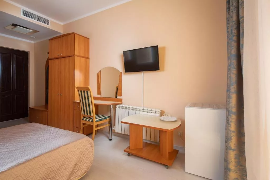 . Гостиница "Круиз". Геленджик