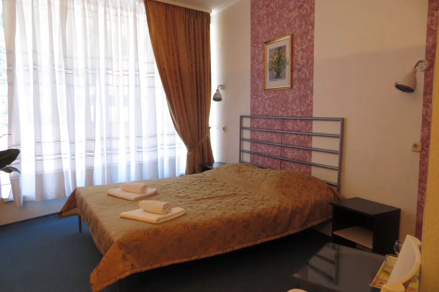 . Гостиница "Парадиз". Ольгинка