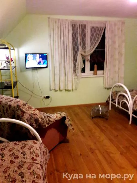 3-х местный номер с террасой. Гостевой дом "Кот и овсянка". Тамань 3-х местный номер с террасой. Гостевой дом "Кот и овсянка". Тамань