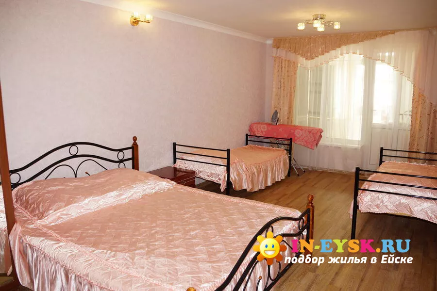 Номер - 2.  ГОСТЕВОЙ ДОМ «КСЕНИЯ». Ейск