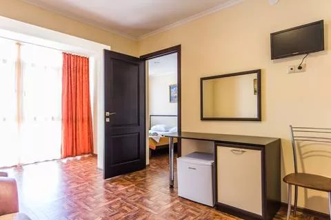 Люкс «Семейный». Гостевой комплекс "Альбатрос". Архипо-Осиповка