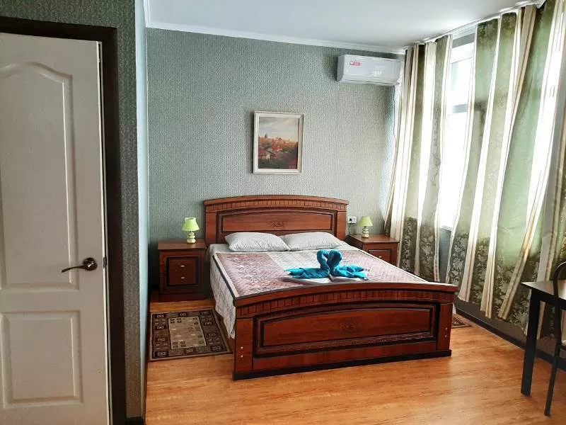 . Отель Дача художников. Гагра