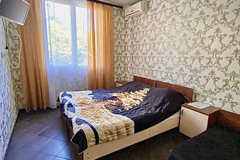 Двухместная комната с доп. местом и санузлом. Частный сектор "Светлана на Луговой". Адлер