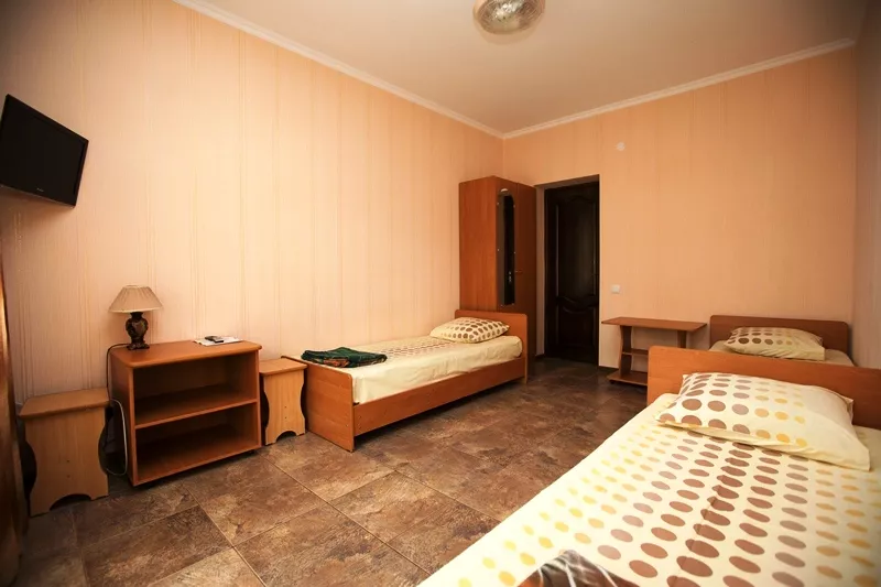 . Гостевой дом "У Елены" . Лазаревское