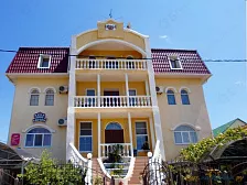 Гостевой дом "Корона"  Гостевой дом "Корона"