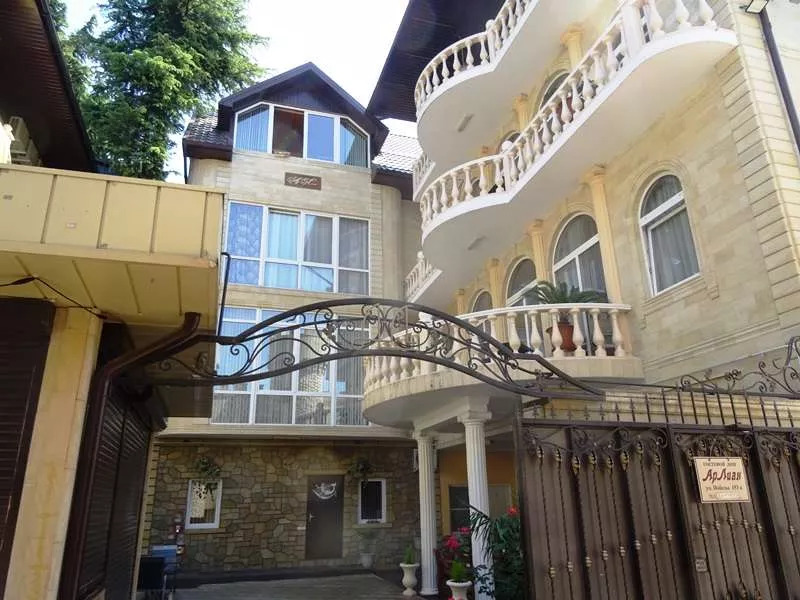 . Гостиница "АрЛиан". Гостиницы и отели Лазаревского