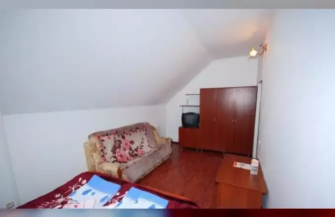 «Полулюкс». Отель «Вираж». Эльбрус - гостиницы